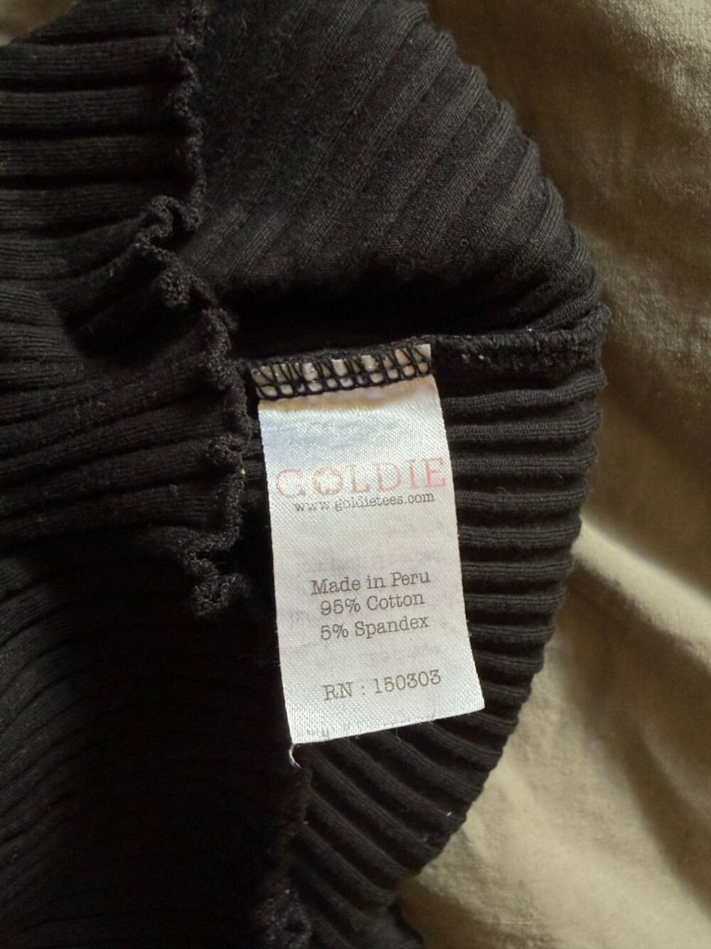 Goldie Ribbed Lettuce Edge Short Sleeve Top Black XL - Picture 5 of 6